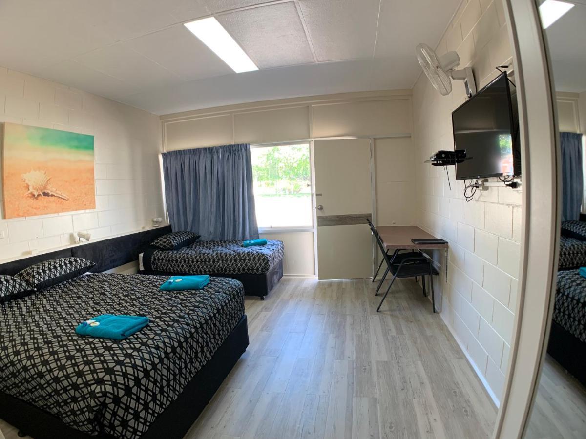 Tropical City Motor Inn Еър Екстериор снимка