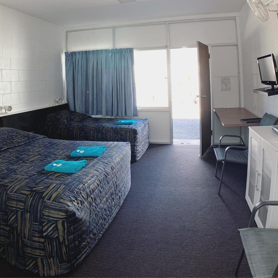 Tropical City Motor Inn Еър Екстериор снимка